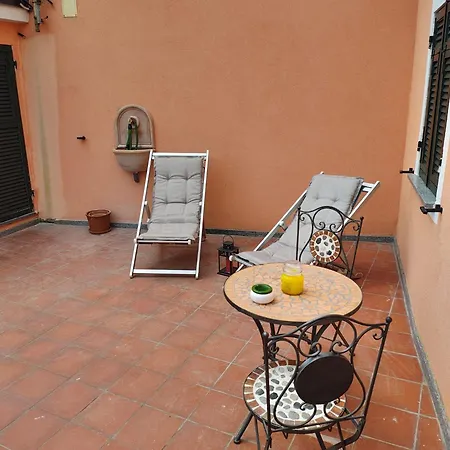 La Casa Di Artu بيت ضيافة Quiliano